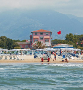 Hotel Happy Marina Di Pietrasanta